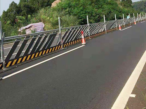 高速圍擋施工案例